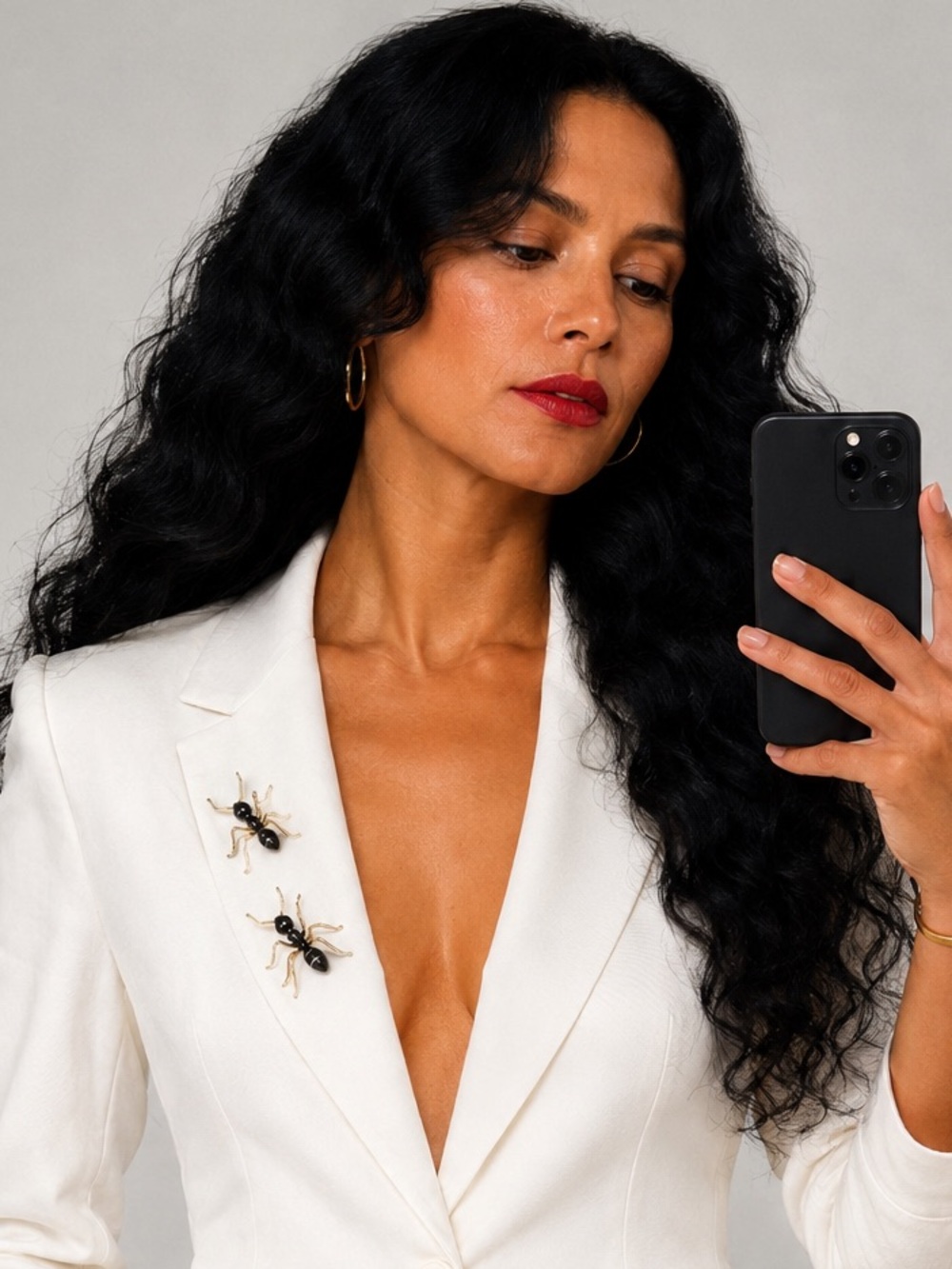 🐜🐜Black & Gold Ant Brooch Set of 2